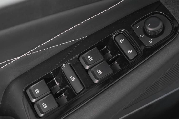 Geely Emgrand 23 из 24