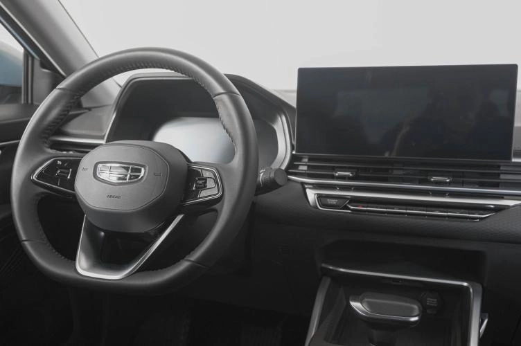 Geely Emgrand 12 из 24