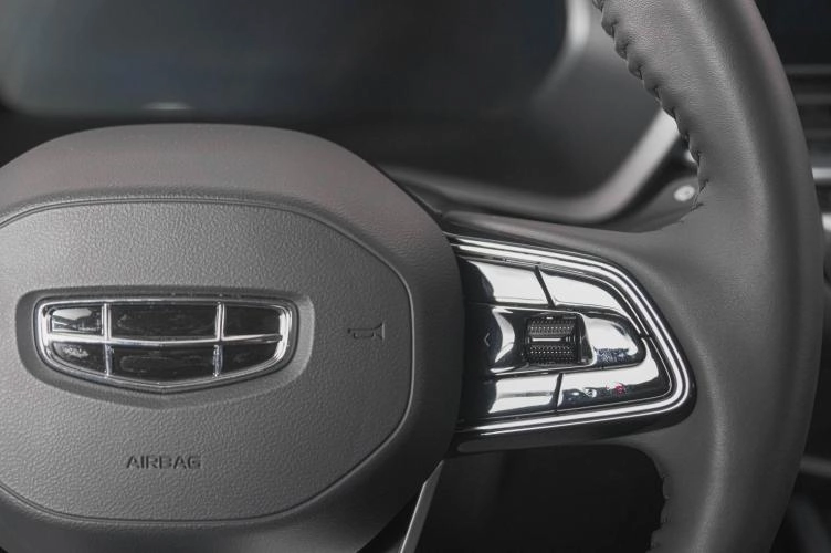 Geely Emgrand 17 из 24