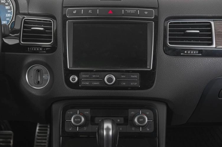 Volkswagen Touareg 18 из 33