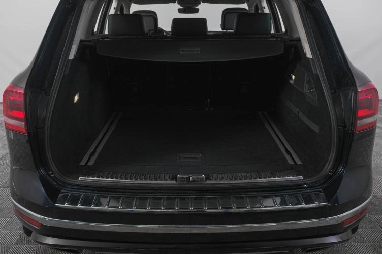 Volkswagen Touareg 7 из 33