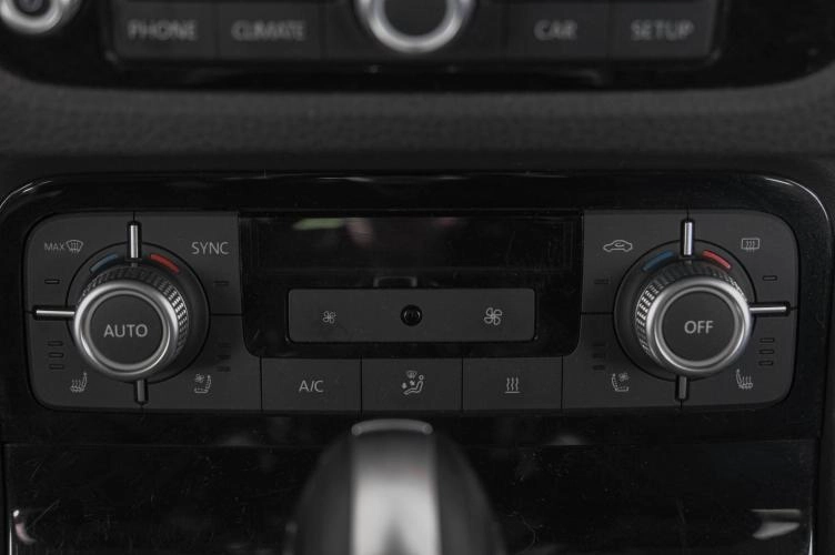 Volkswagen Touareg 19 из 33