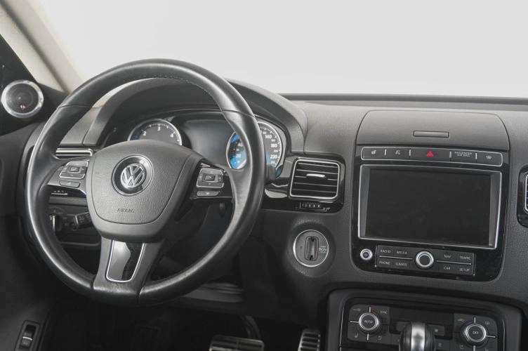 Volkswagen Touareg 12 из 33