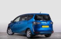 Toyota Sienta 5 из 18