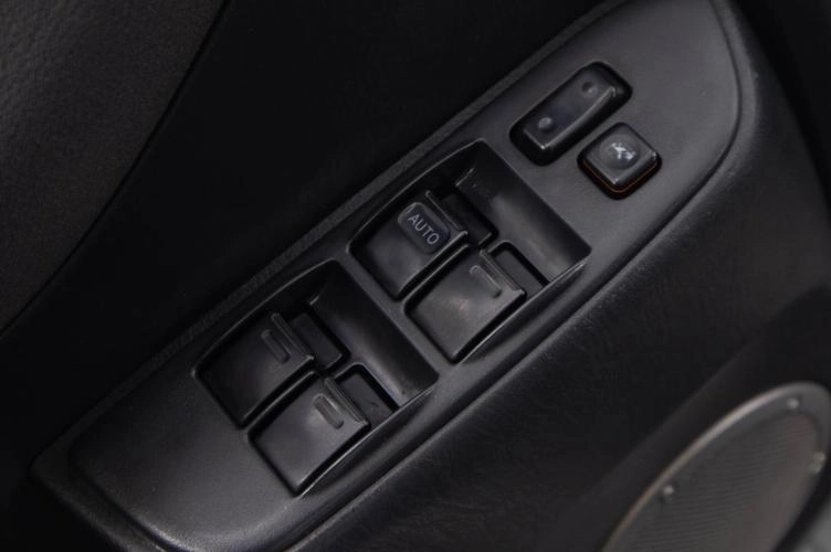 Toyota RAV4 9 из 21