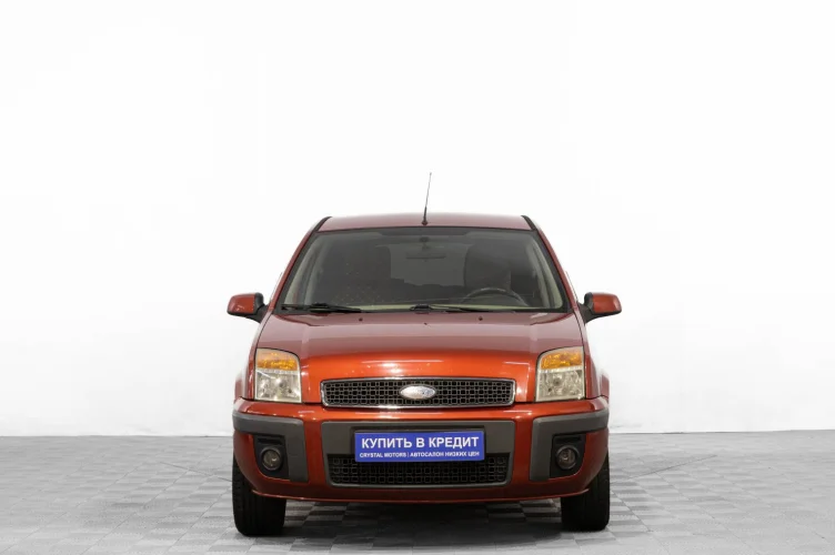 Ford Fusion 2 из 6