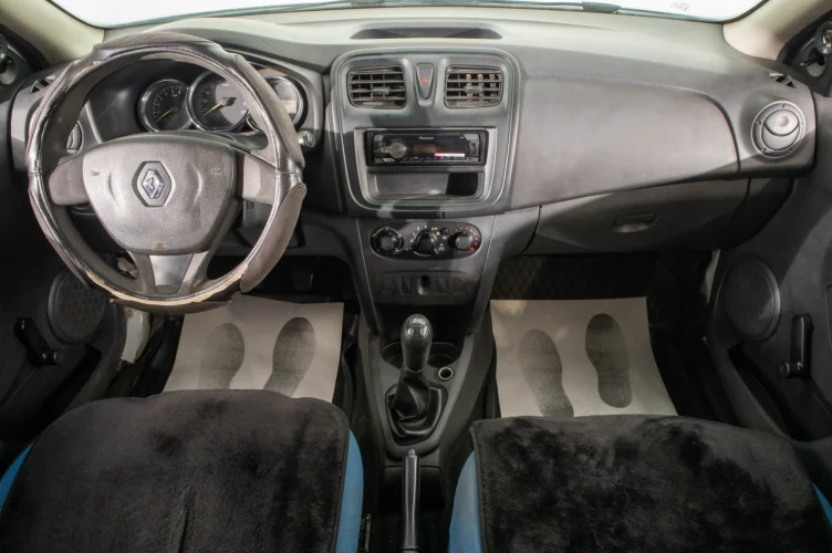 Renault Logan 7 из 17