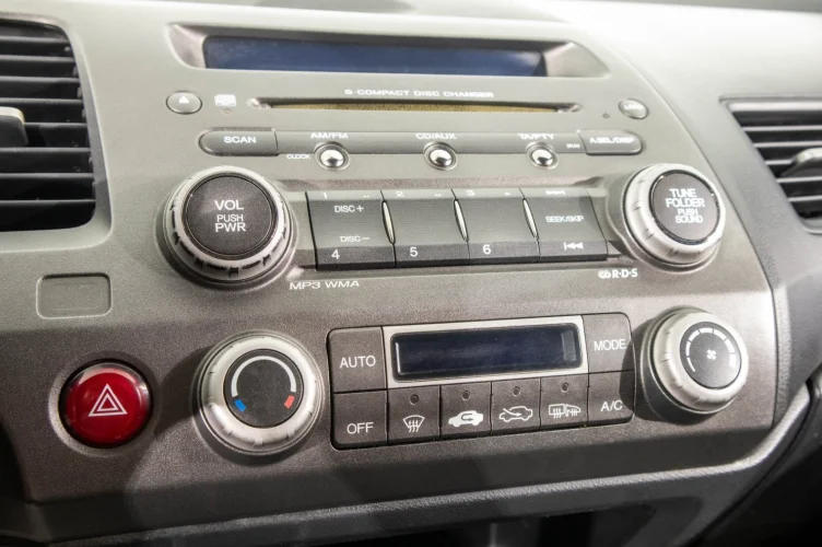 Honda Civic 18 из 24
