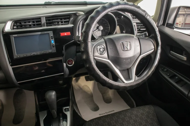 Honda Fit 16 из 25