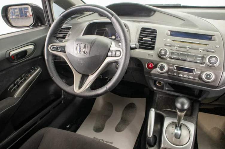 Honda Civic 16 из 24