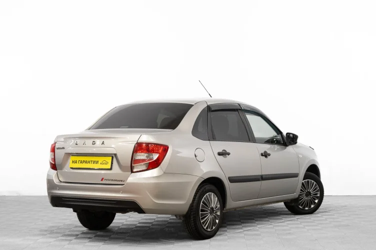 ВАЗ (LADA) Granta 4 из 6