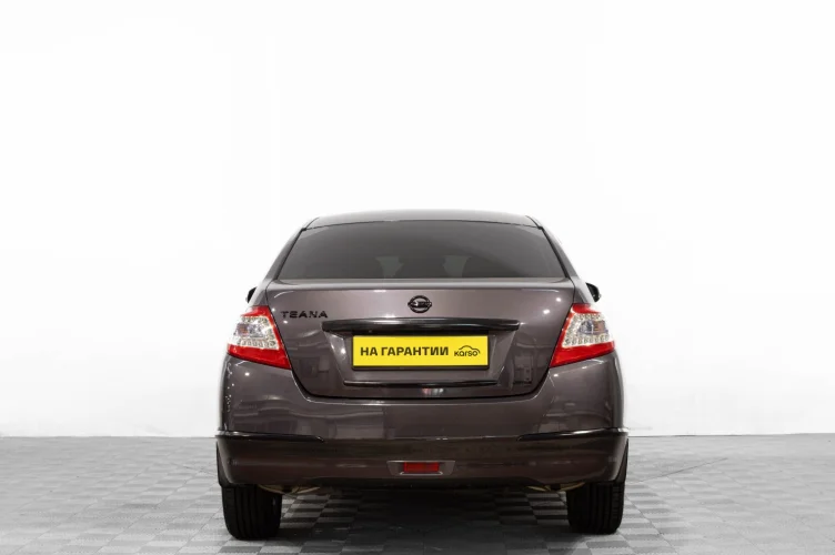 Nissan Teana 5 из 6