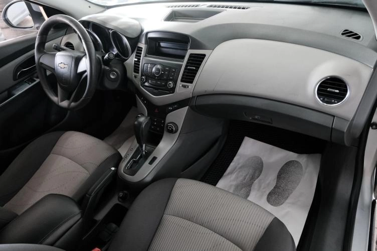 Chevrolet Cruze 18 из 22