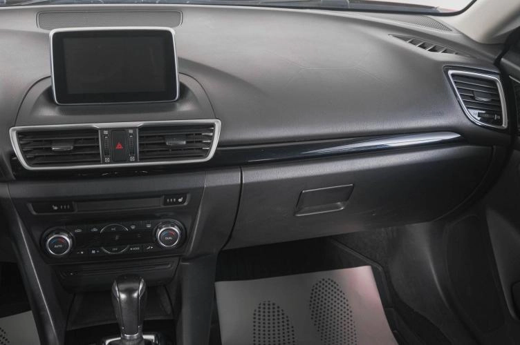 Mazda 3 14 из 25