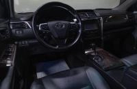 Toyota Camry 8 из 19