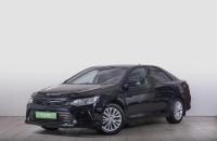 Toyota Camry 2 из 19