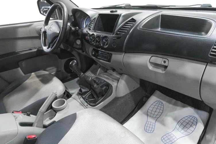 Mitsubishi L200 8 из 18