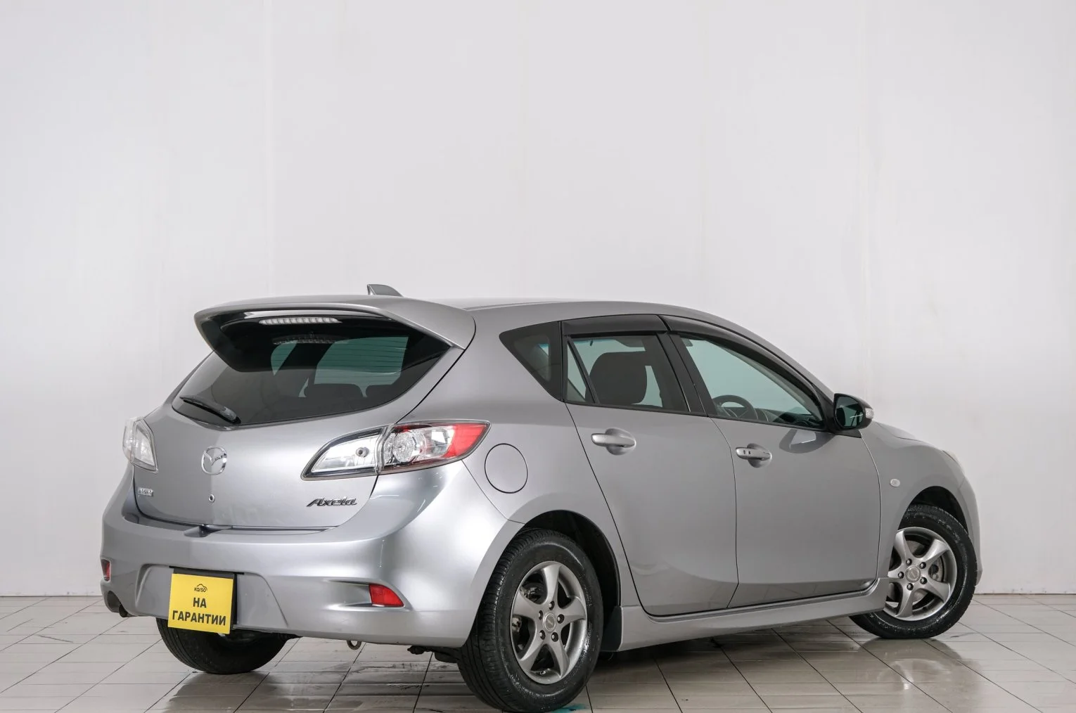 Mazda Axela 6 из 6