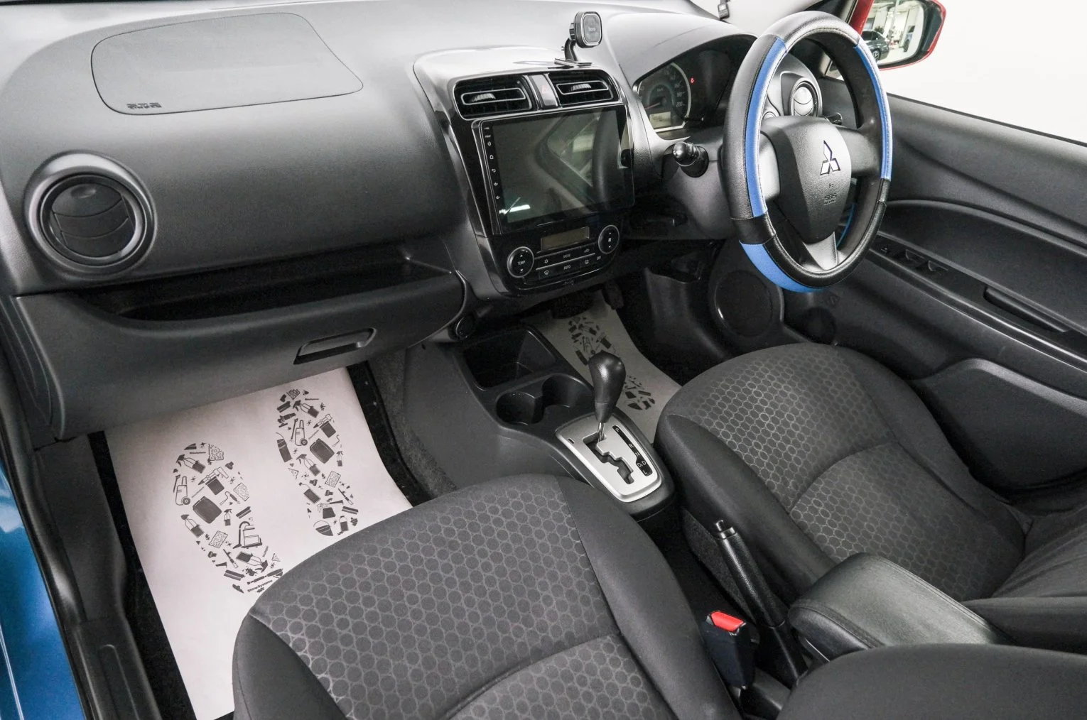 Mitsubishi Mirage 12 из 21