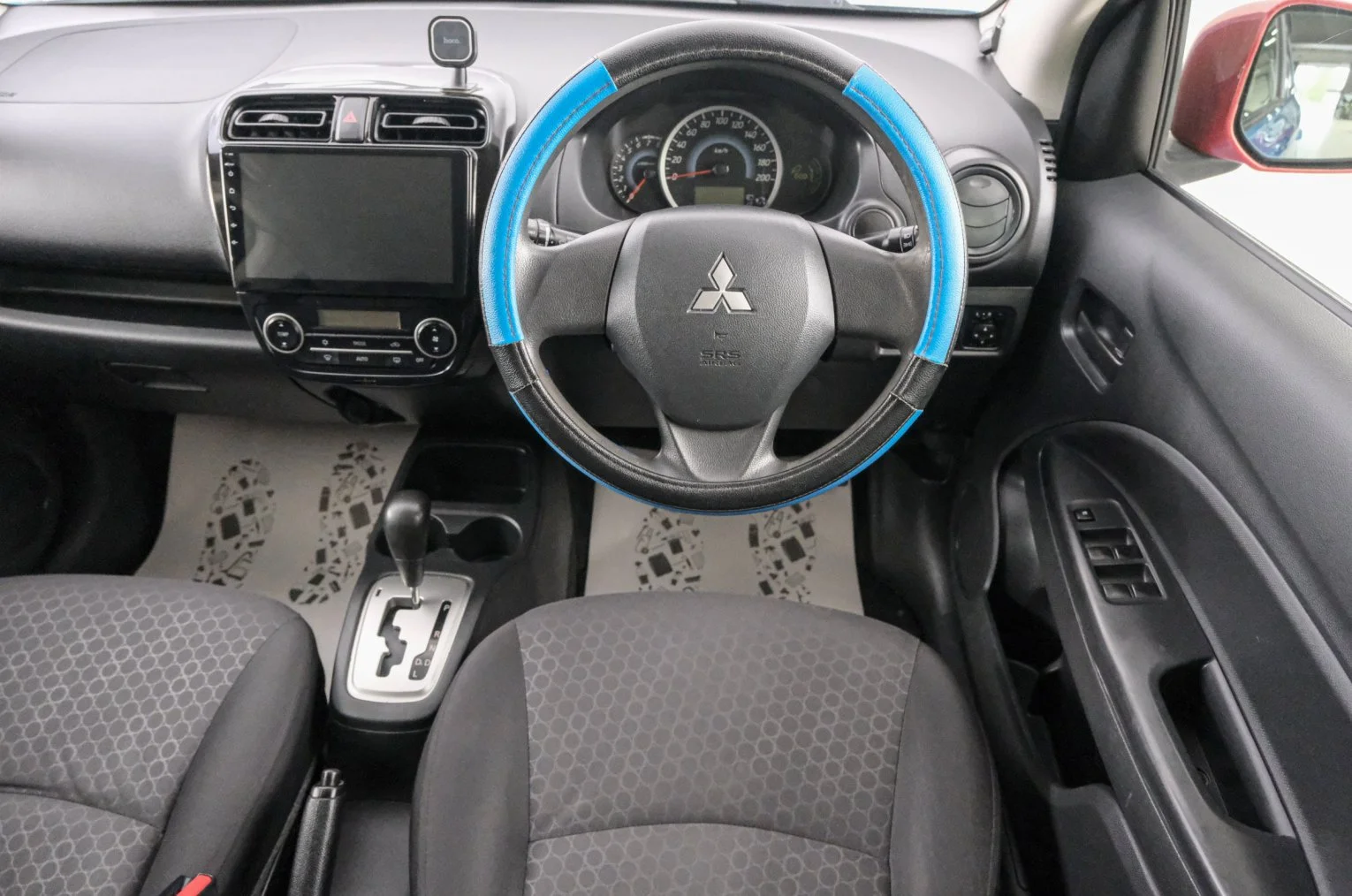 Mitsubishi Mirage 14 из 21