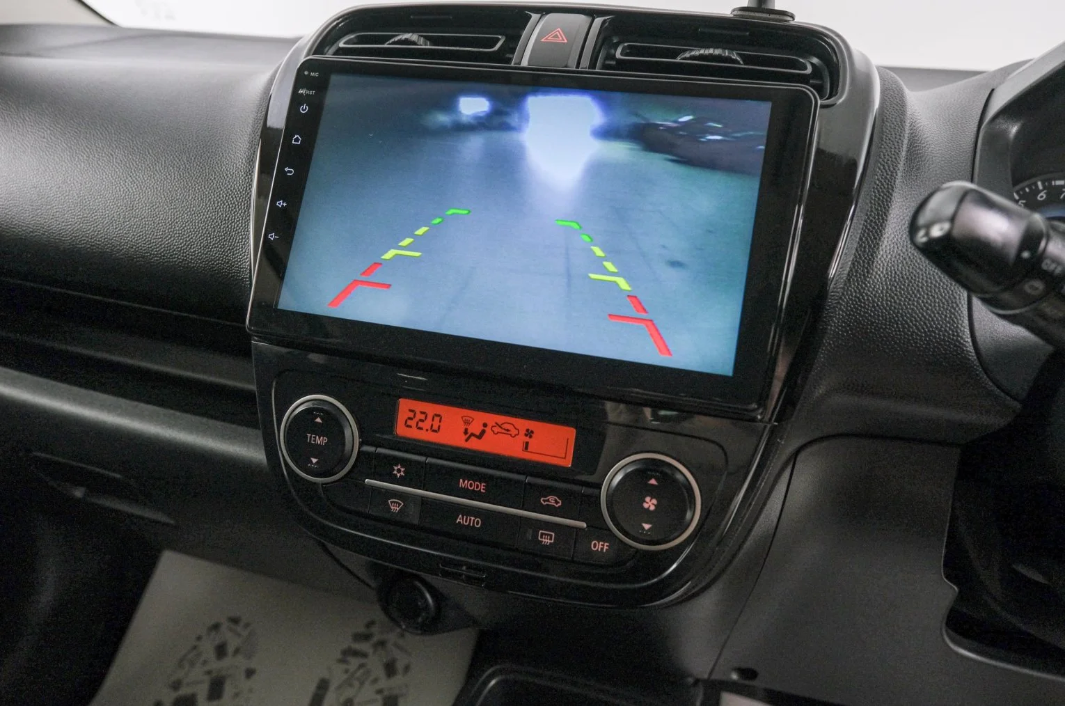 Mitsubishi Mirage 15 из 21