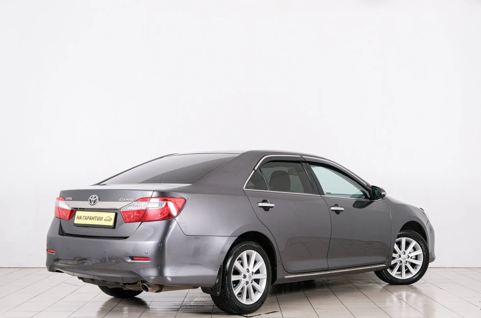 Toyota Camry 6 из 6