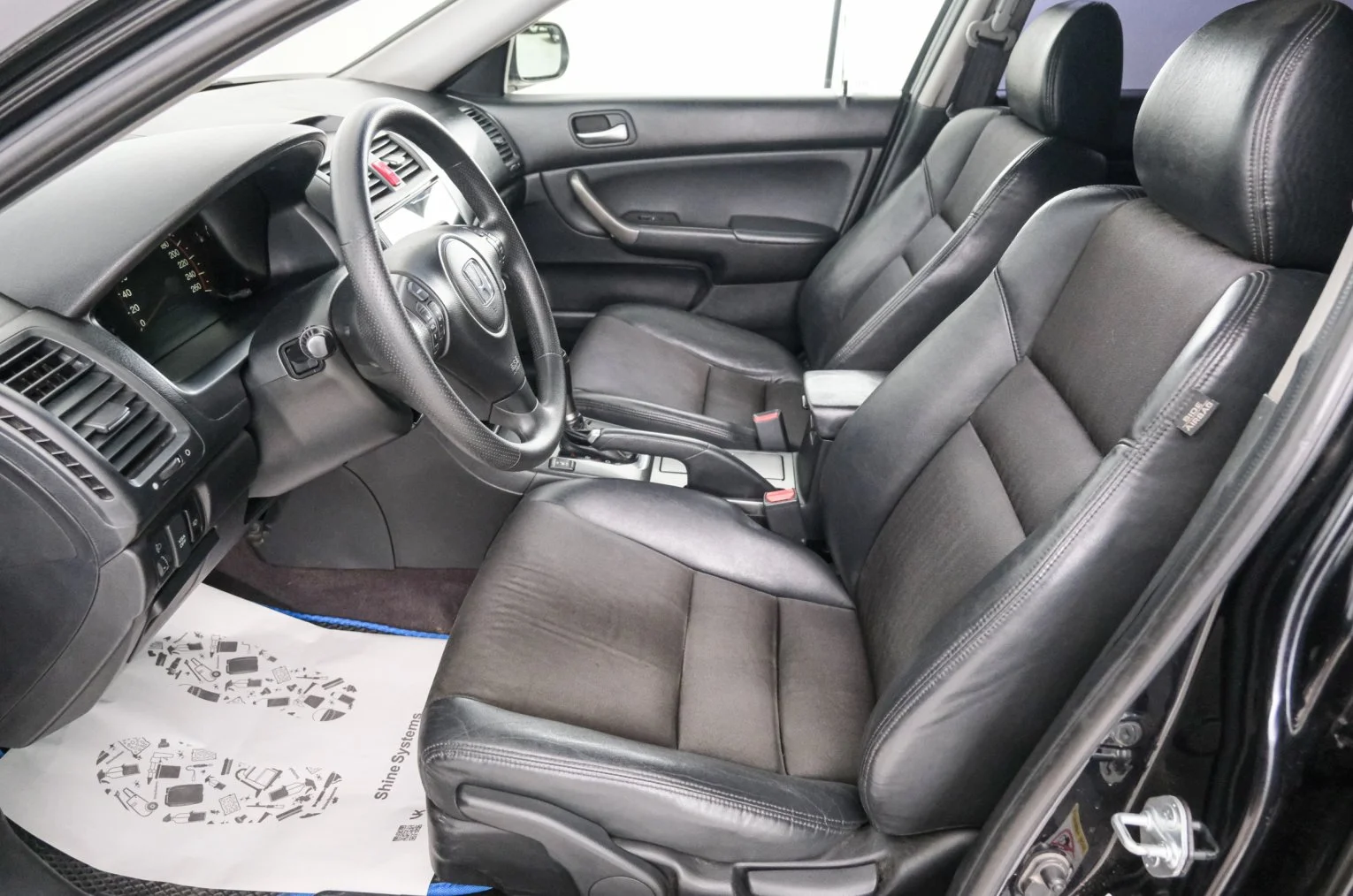 Honda Accord 7 из 21