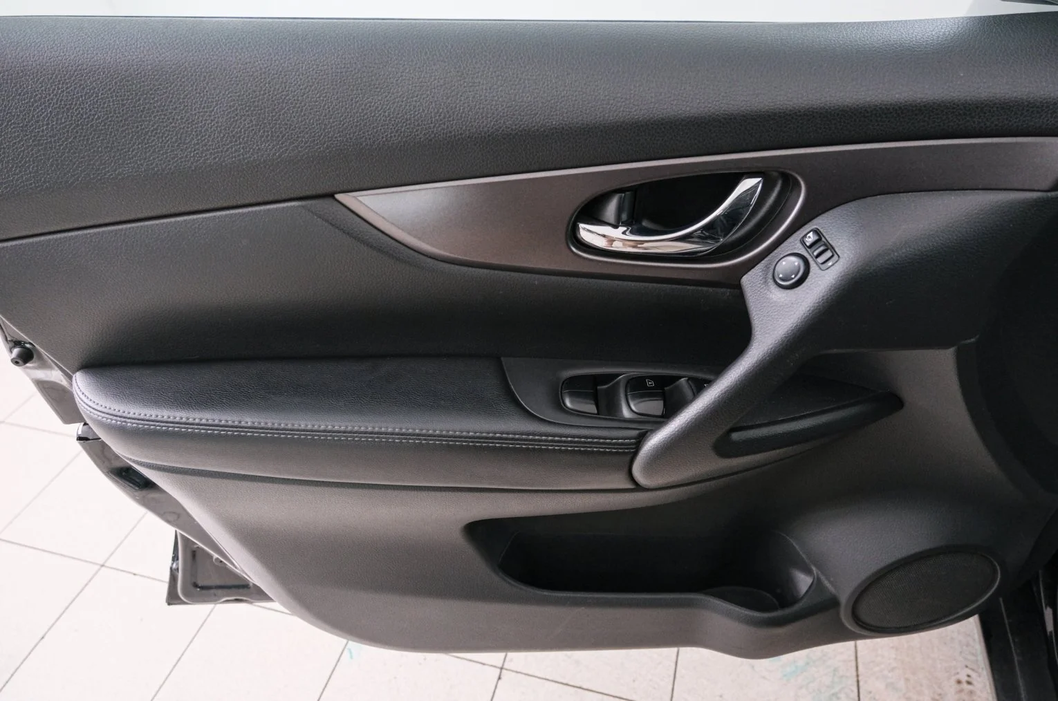 Nissan X-Trail 19 из 22