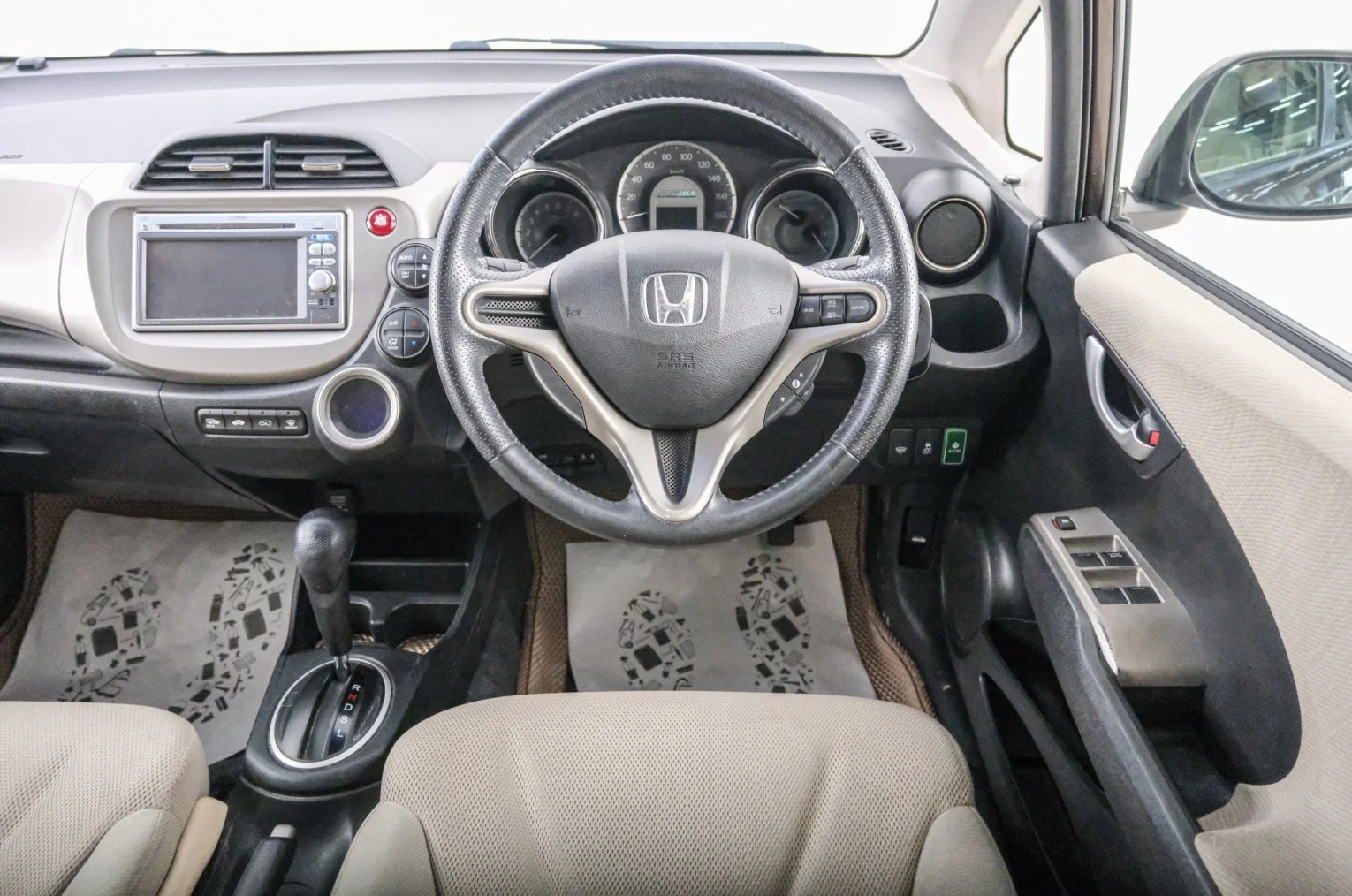 Honda Fit 14 из 21