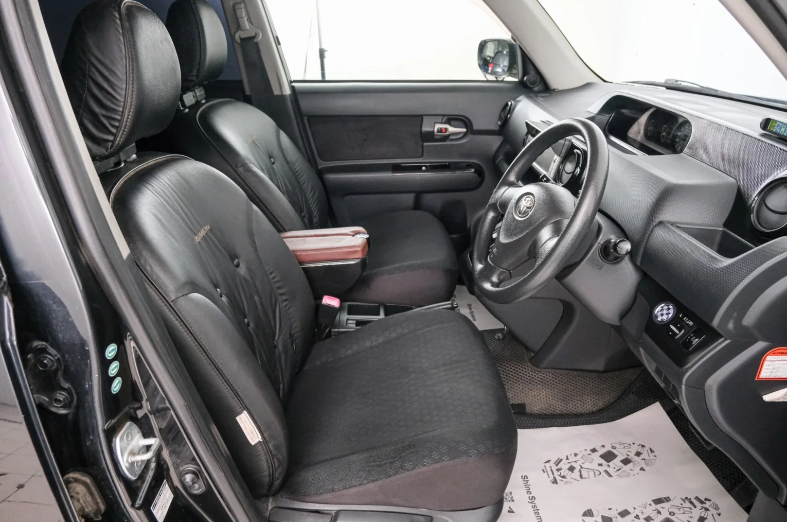 Toyota Corolla Rumion 7 из 21