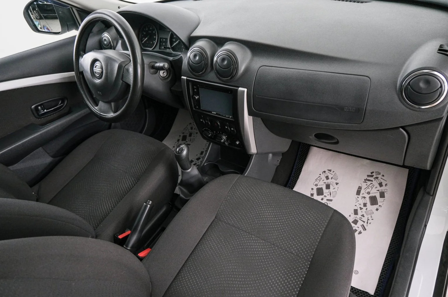Nissan Almera 12 из 20