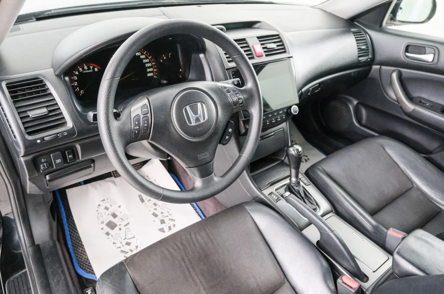 Honda Accord 8 из 21