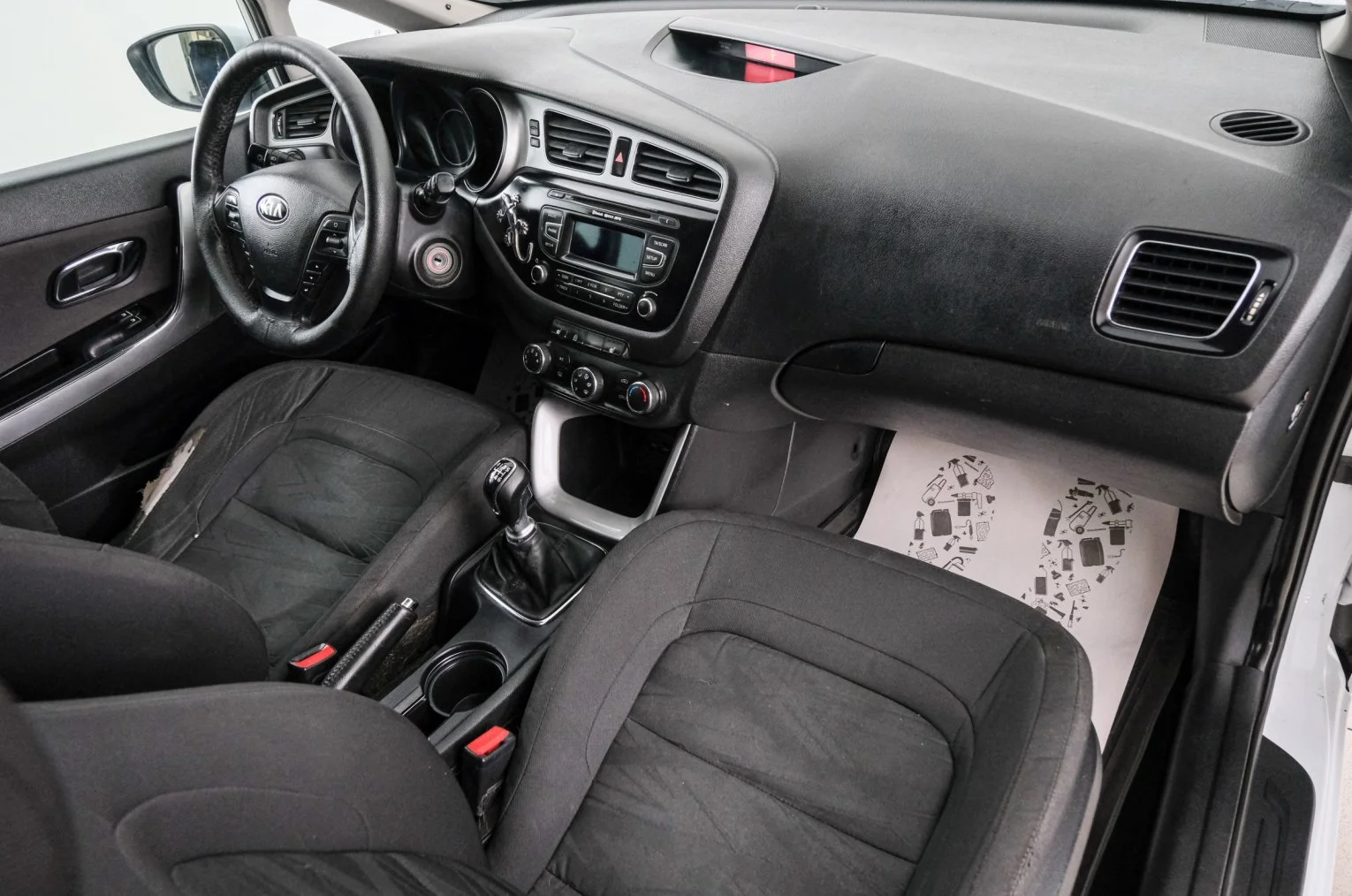 KIA cee'd 12 из 20