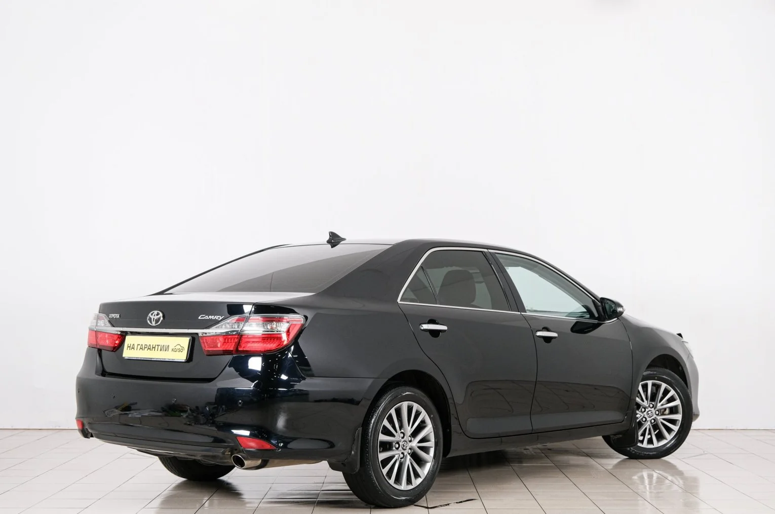 Toyota Camry 6 из 6