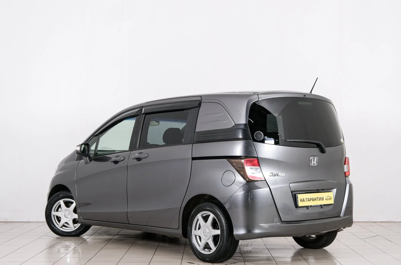 Honda Freed 4 из 23
