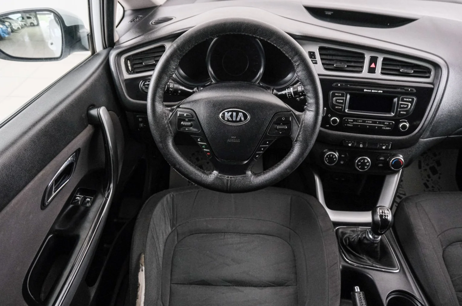 KIA cee'd 14 из 20