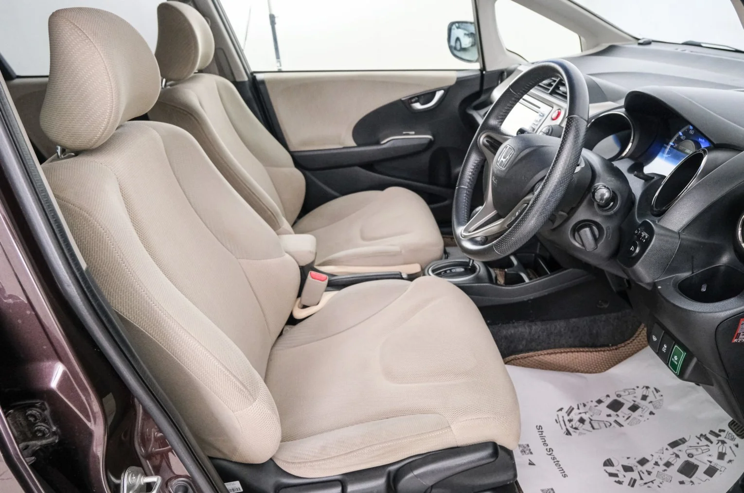 Honda Fit 7 из 21