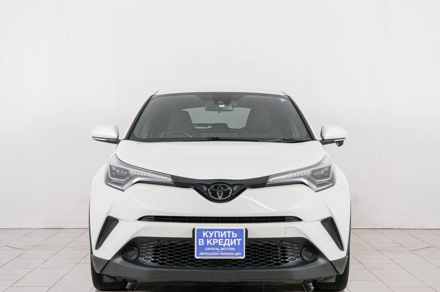 Toyota C-HR 2 из 21