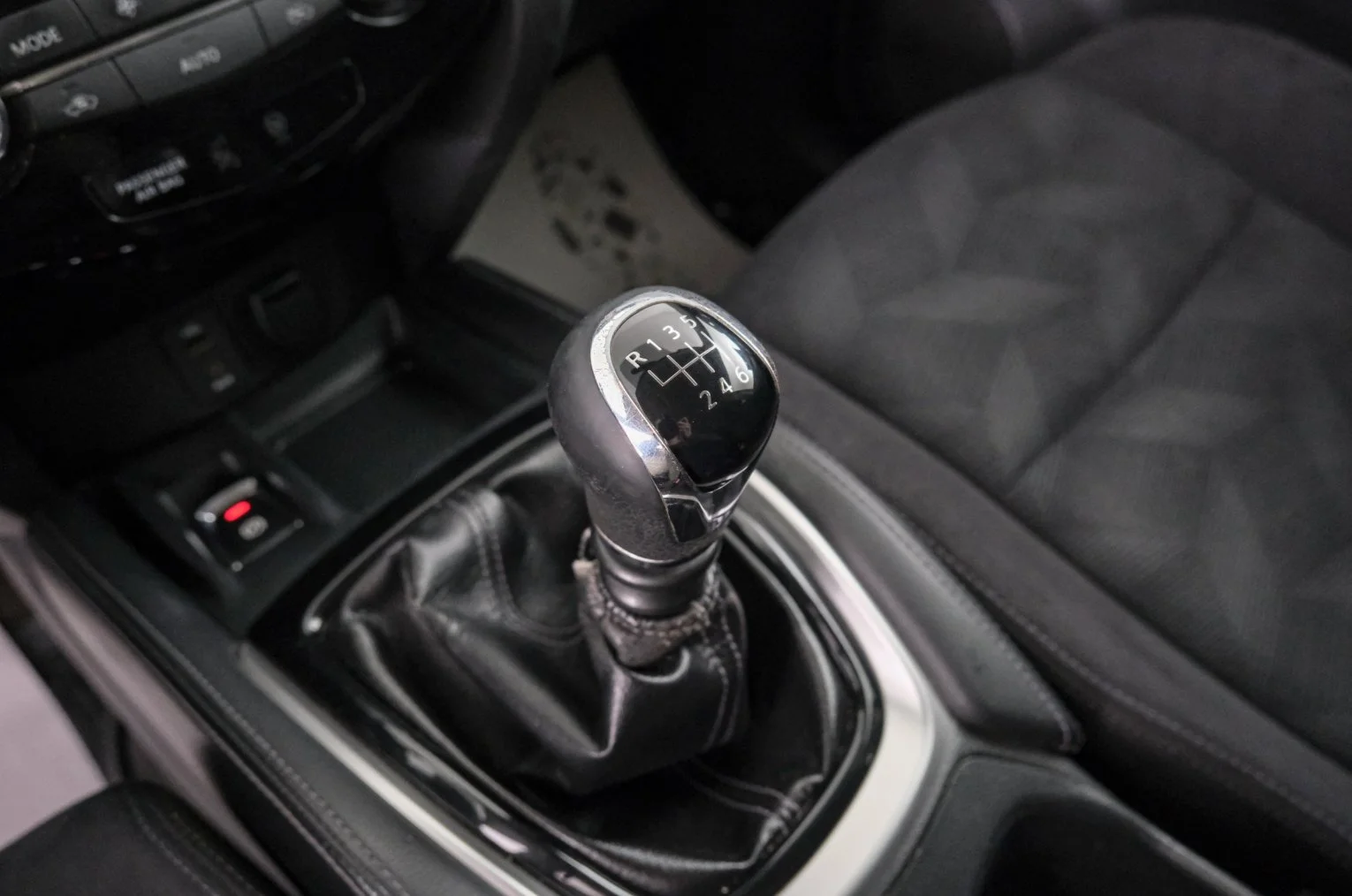 Nissan X-Trail 16 из 22
