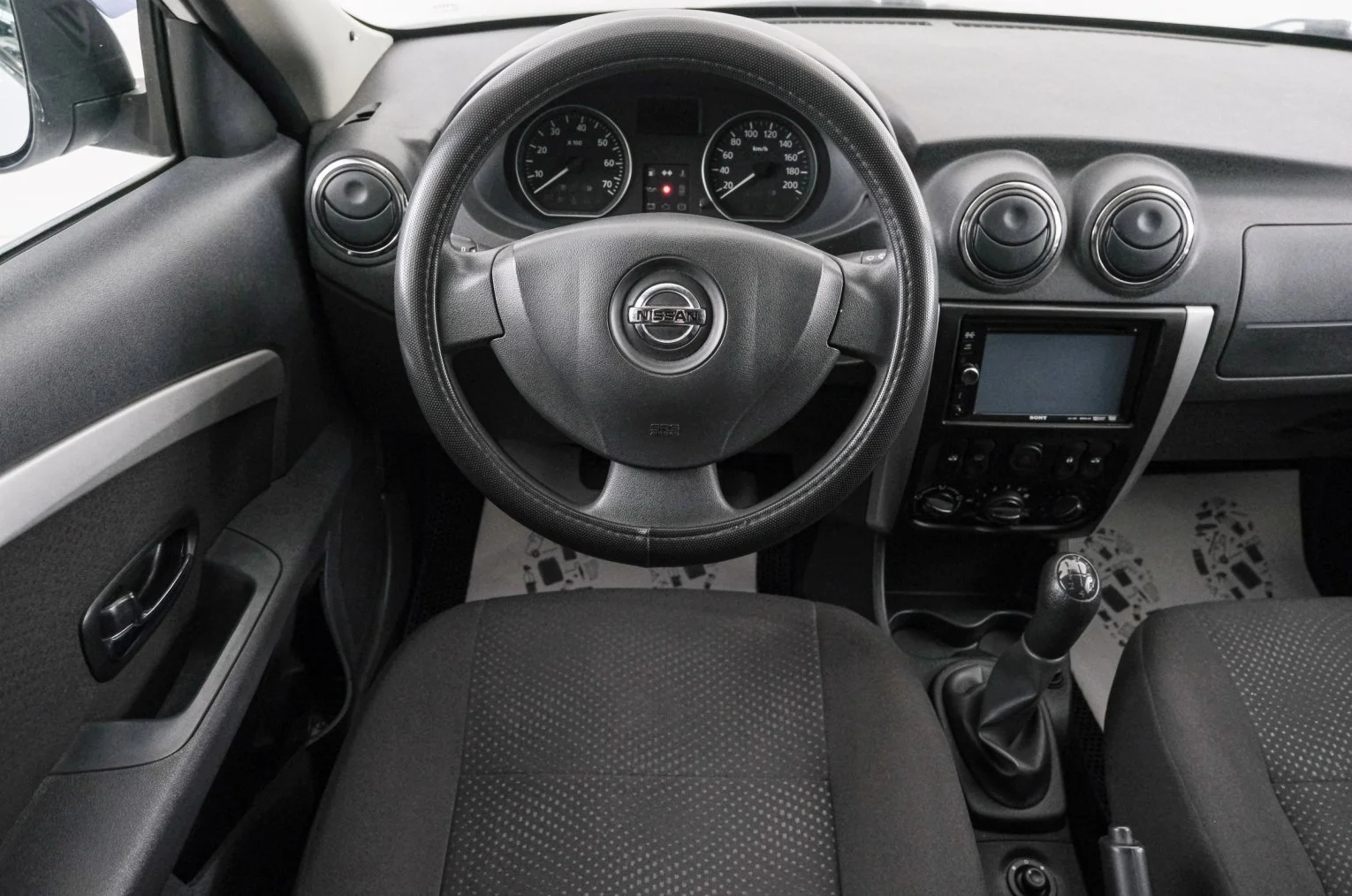 Nissan Almera 14 из 20