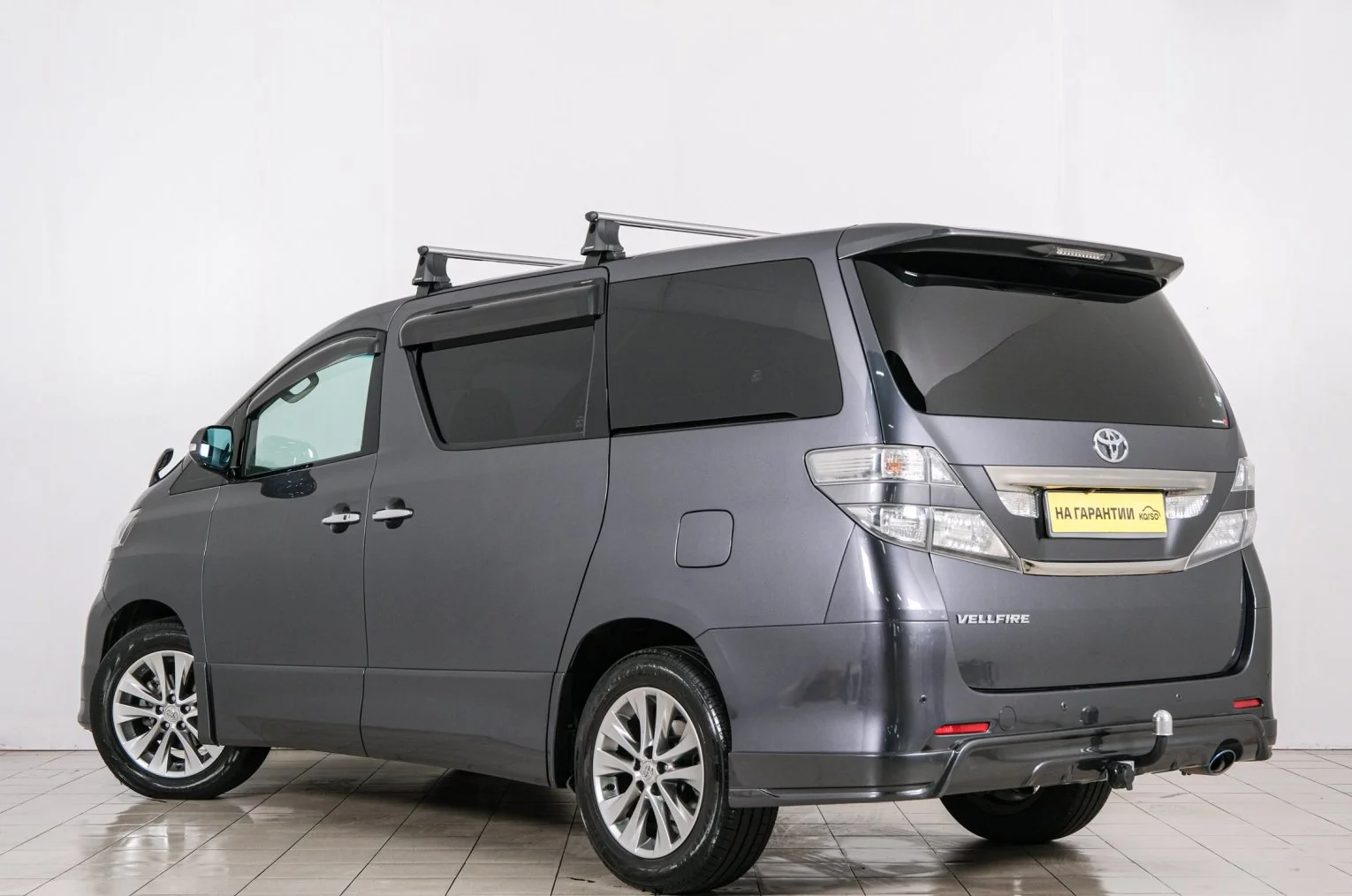 Toyota Vellfire 4 из 6
