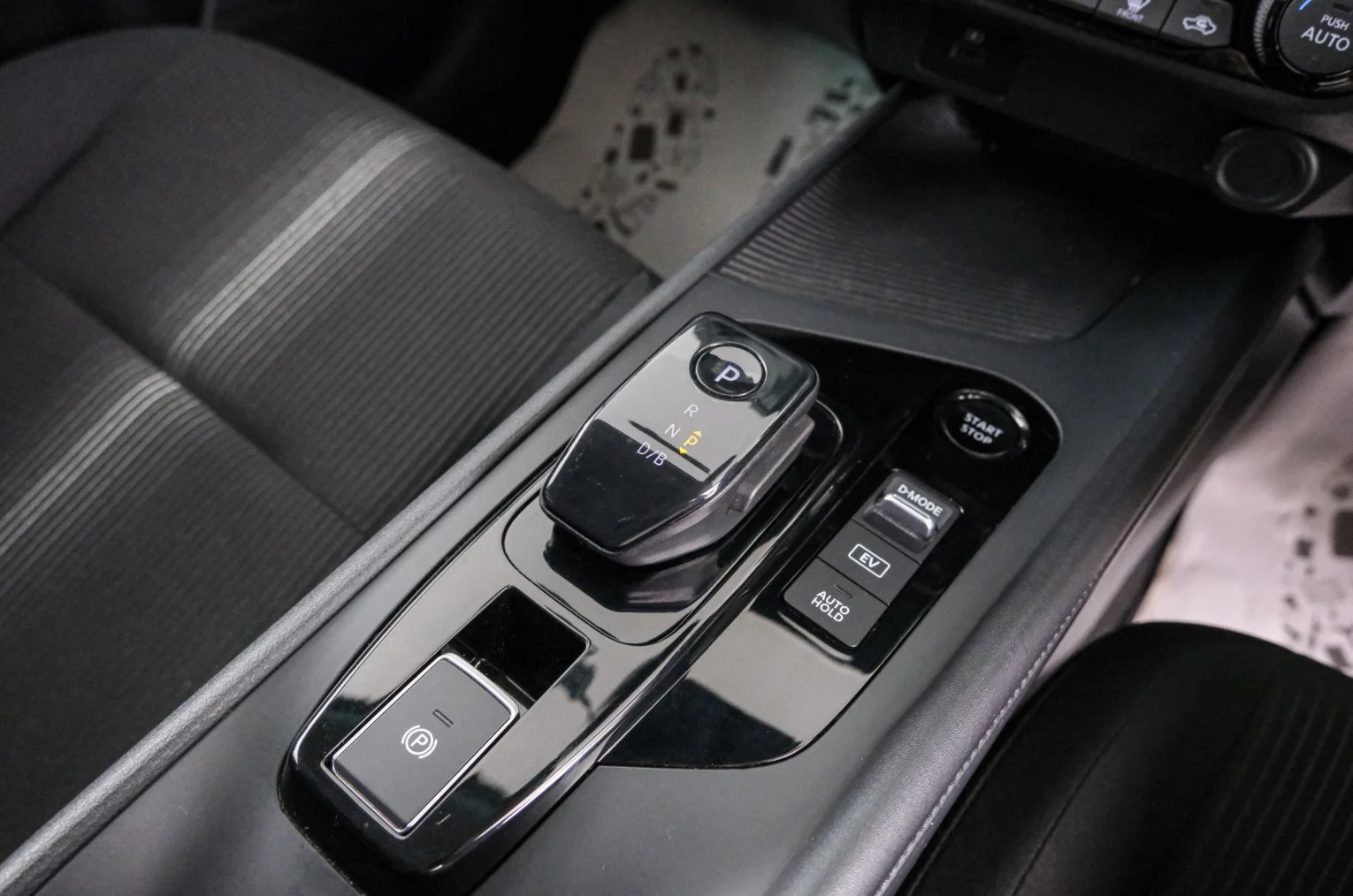Nissan Note 17 из 21
