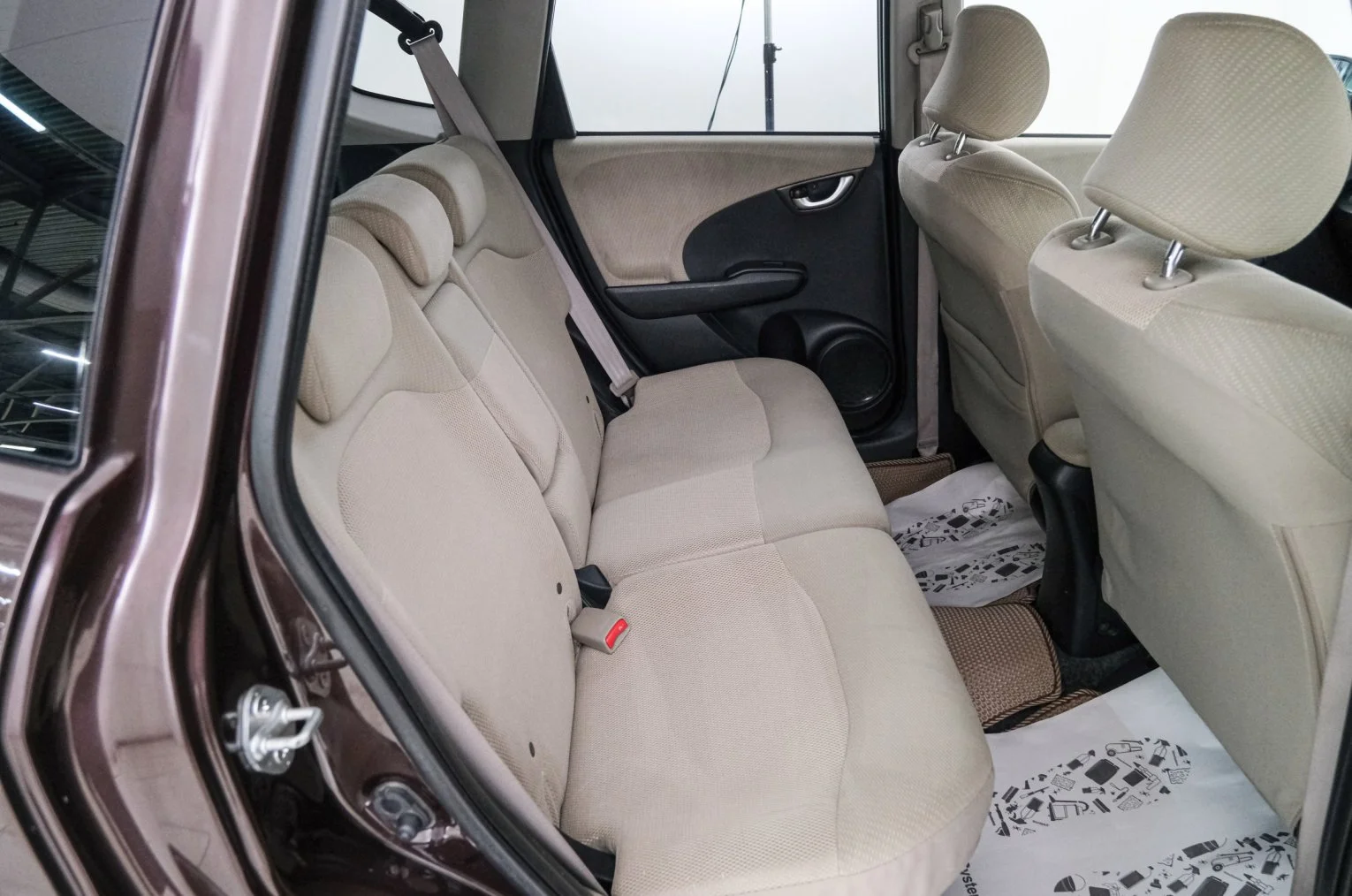 Honda Fit 19 из 21