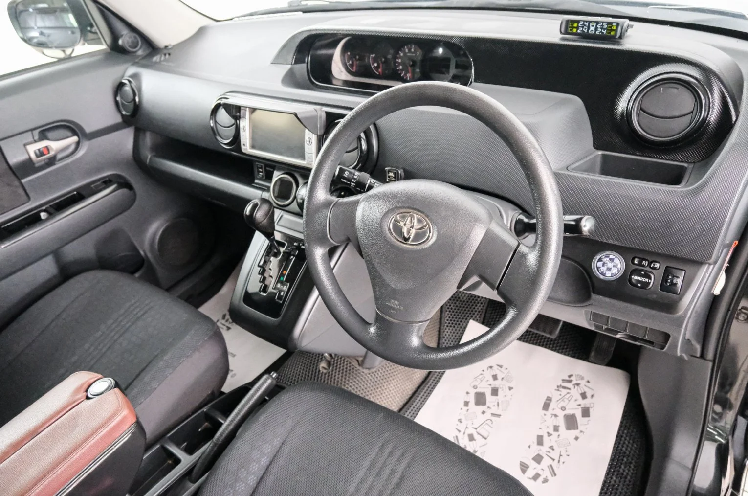 Toyota Corolla Rumion 8 из 21