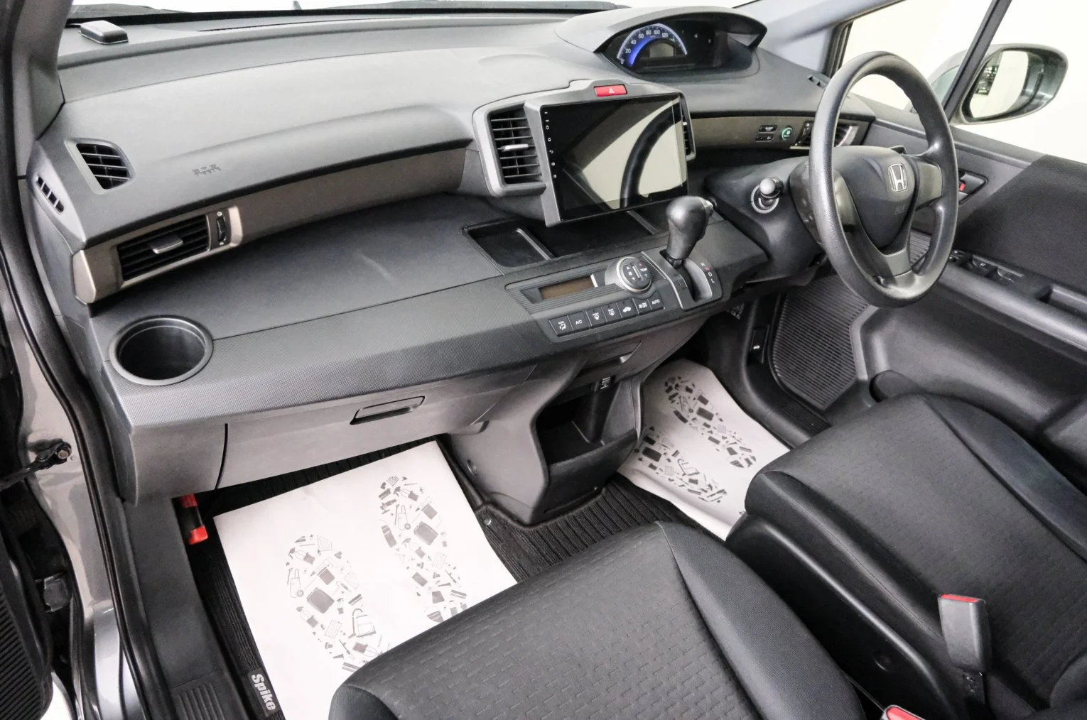 Honda Freed 12 из 23
