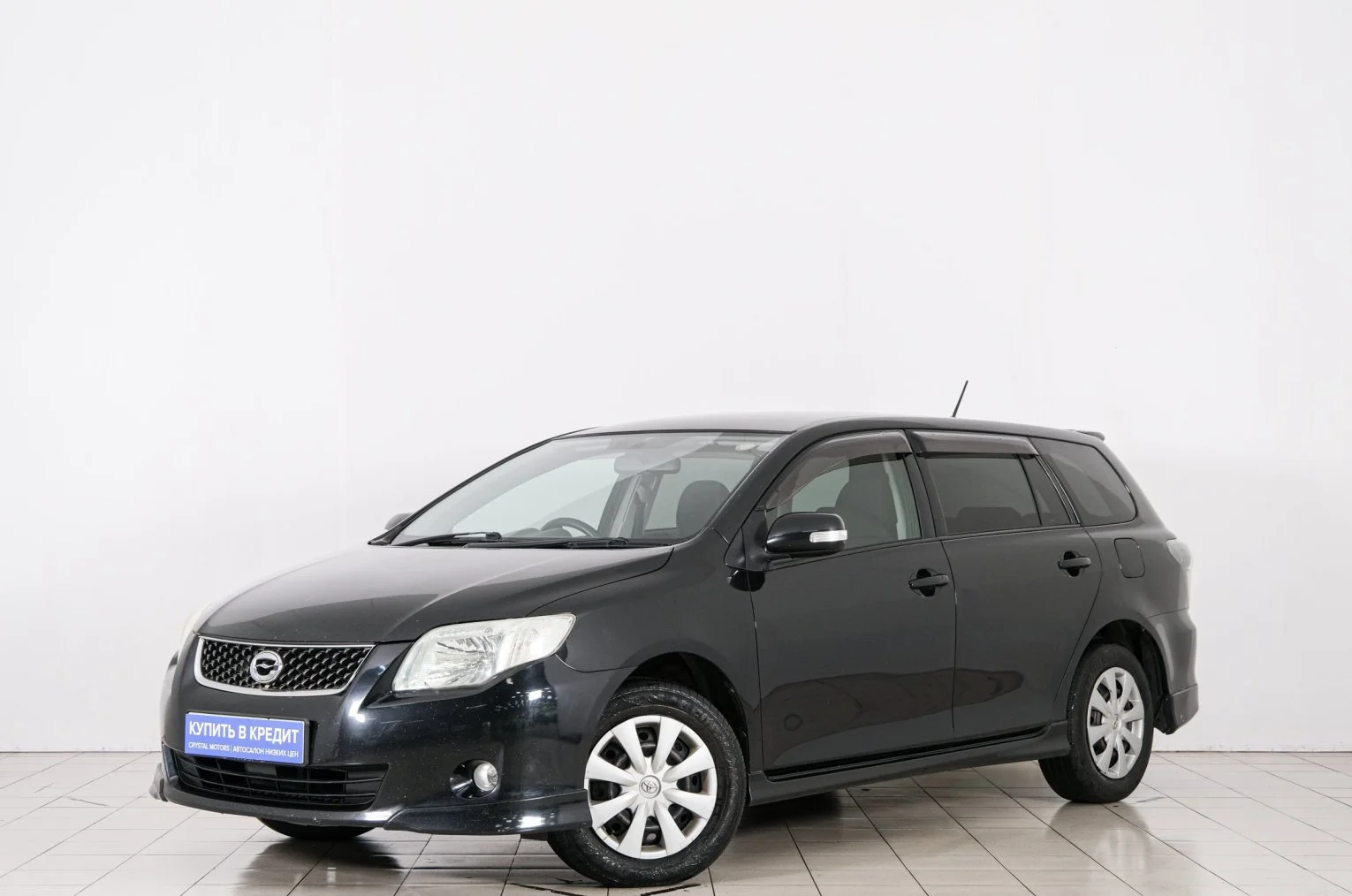 Toyota Corolla Fielder 3 из 6