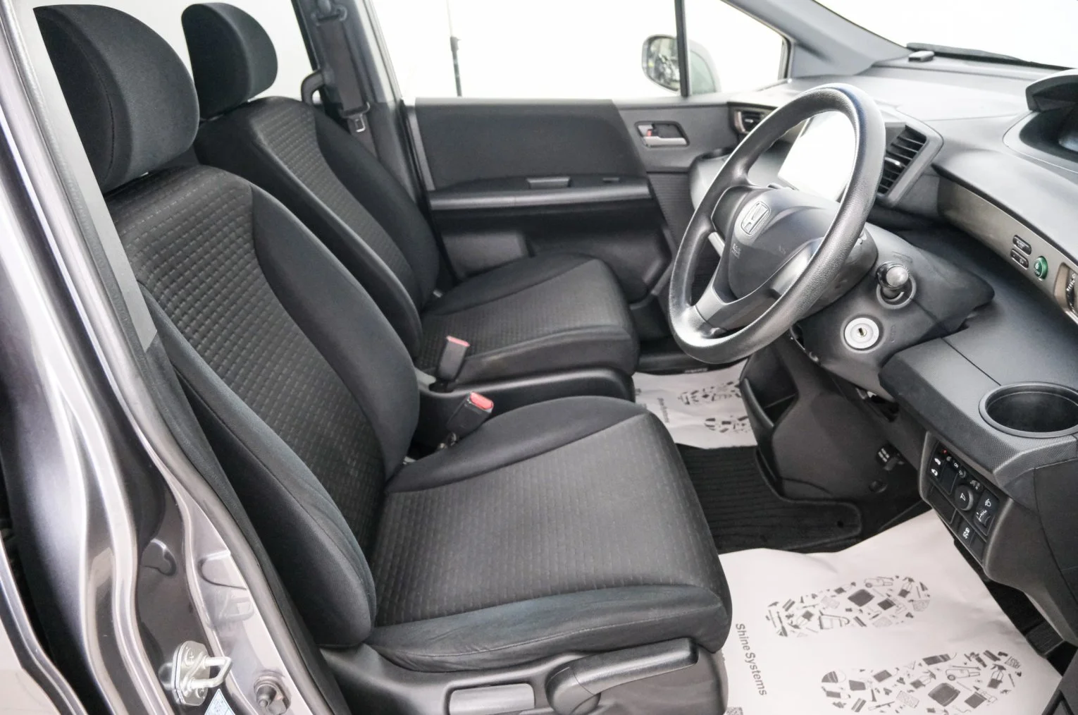 Honda Freed 7 из 23