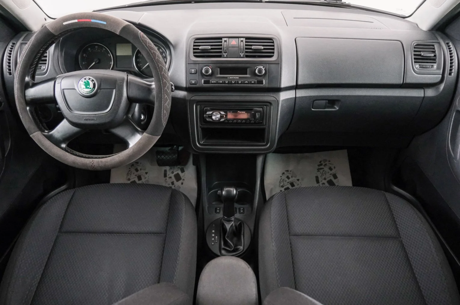 Skoda Fabia 10 из 22