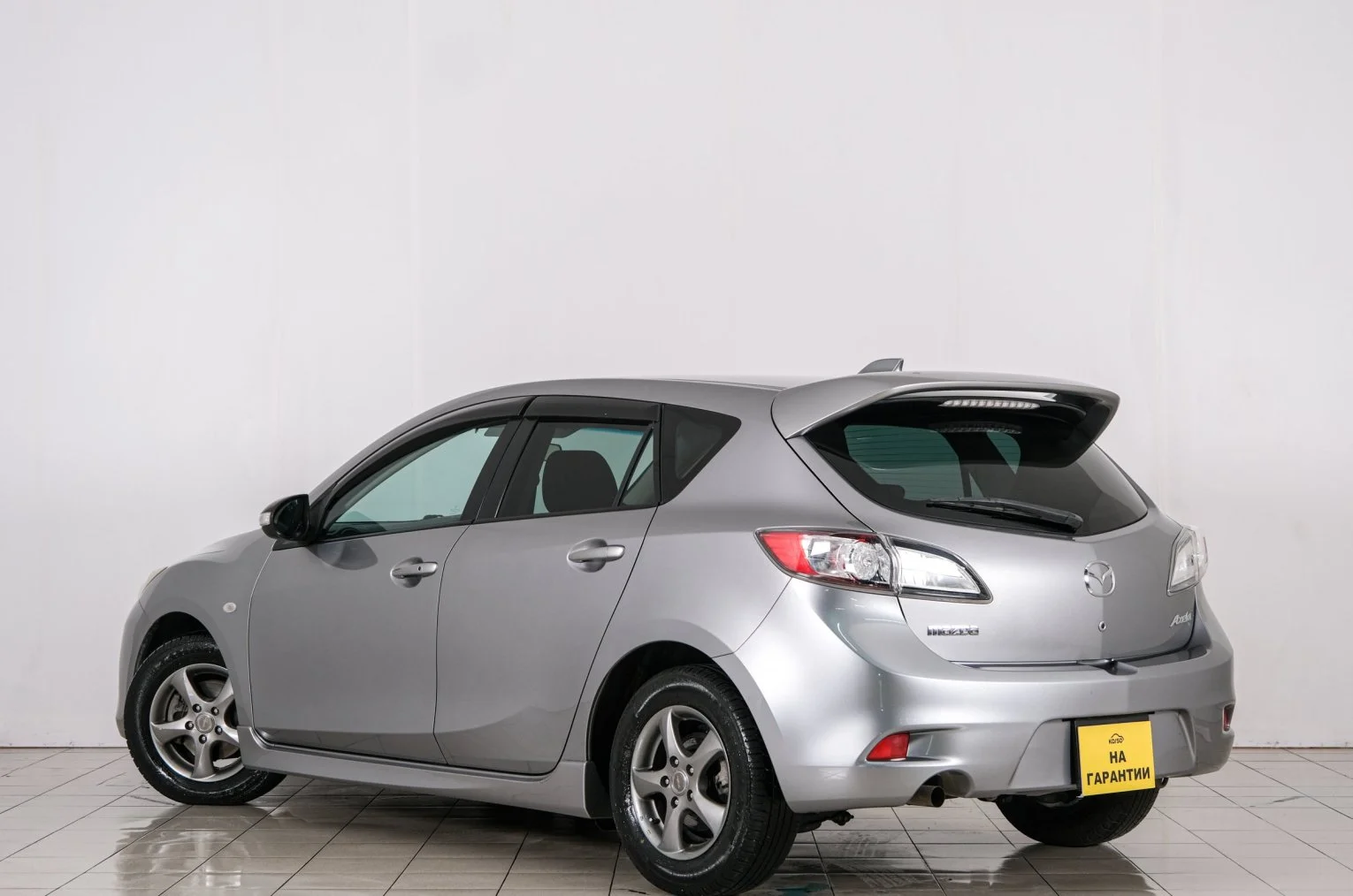 Mazda Axela 4 из 6