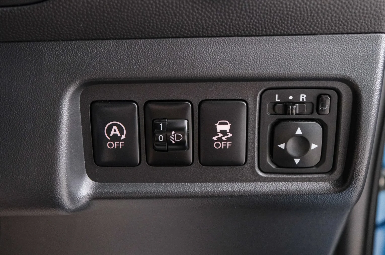 Mitsubishi Mirage 17 из 21